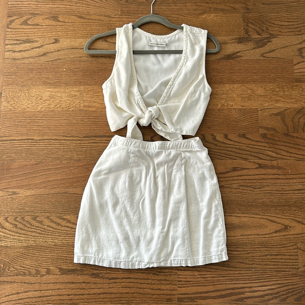 Abercrombie white set